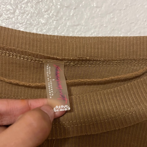 Free People Movement Bistre Infinitee Long-Sleeve Tee Size Small Brown Tan Cream - Picture 4 of 6